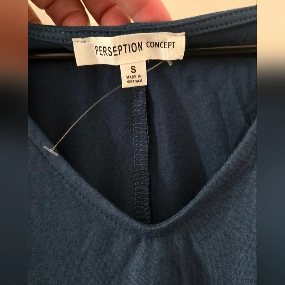 Perception Concepts top blouse Size S NWT - Picture 3 of 5